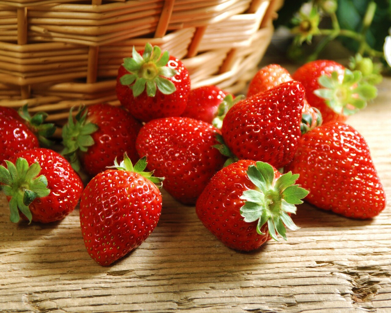 Клубничка обои