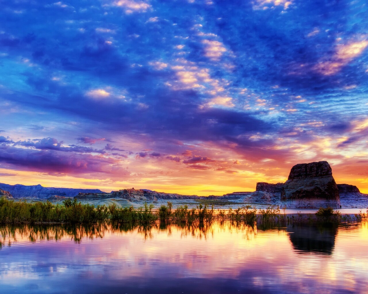 Горное озеро обои