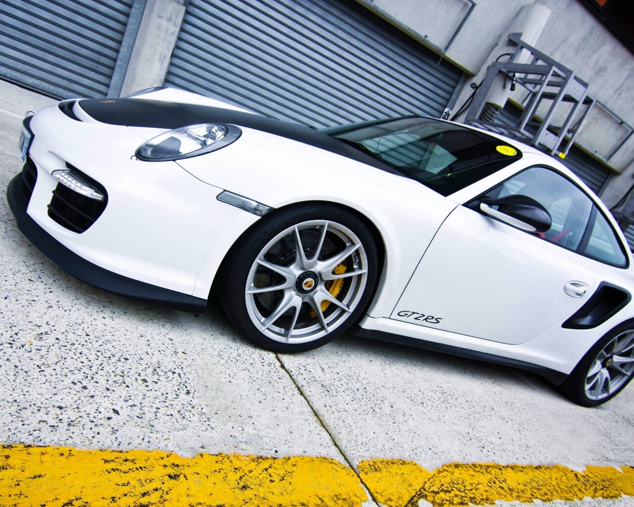 Белый порше обои