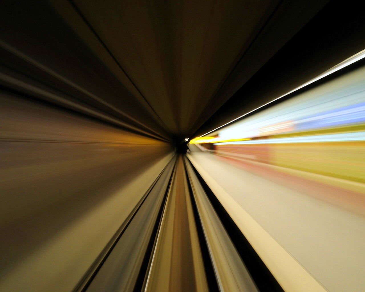 Скоростное метро обои