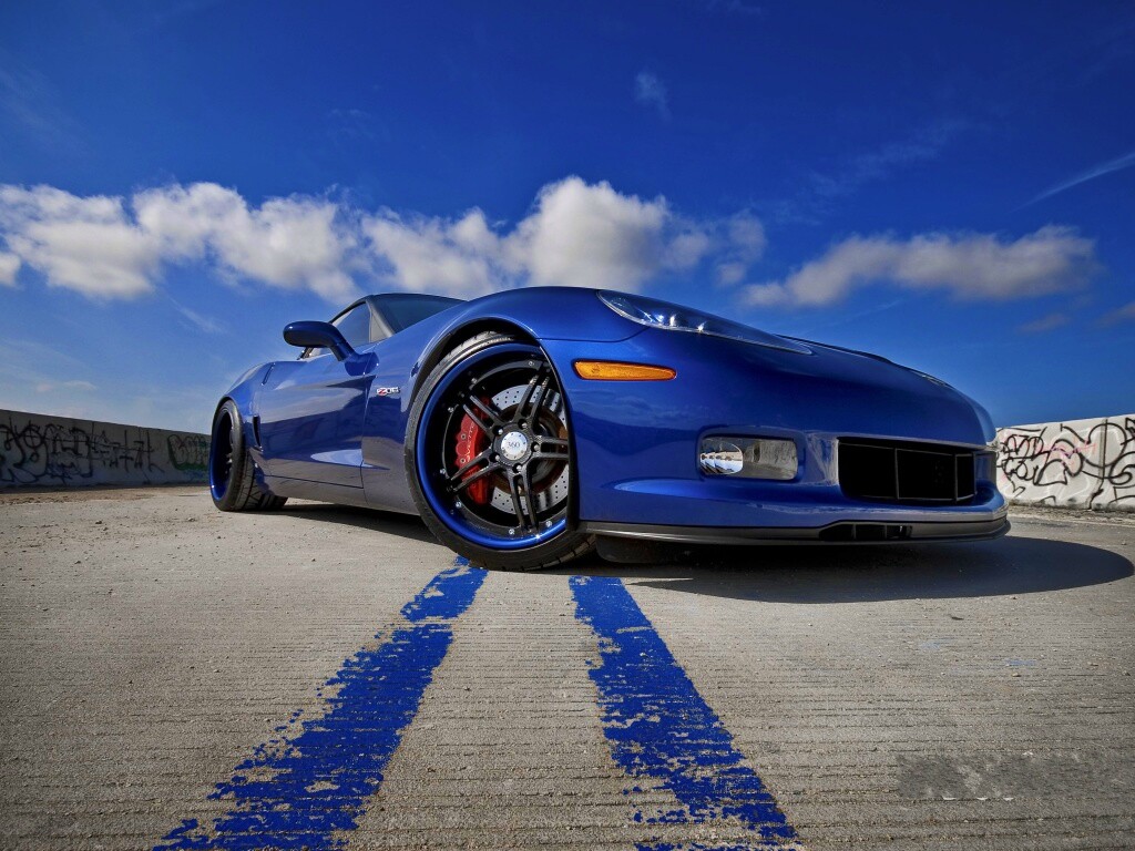 Синий спорткар обои