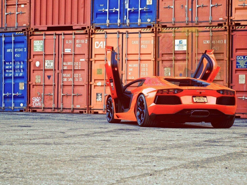 Оранжевый Авентадор обои