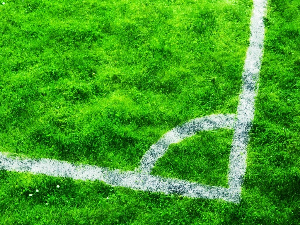 Угол футбольного поля обои