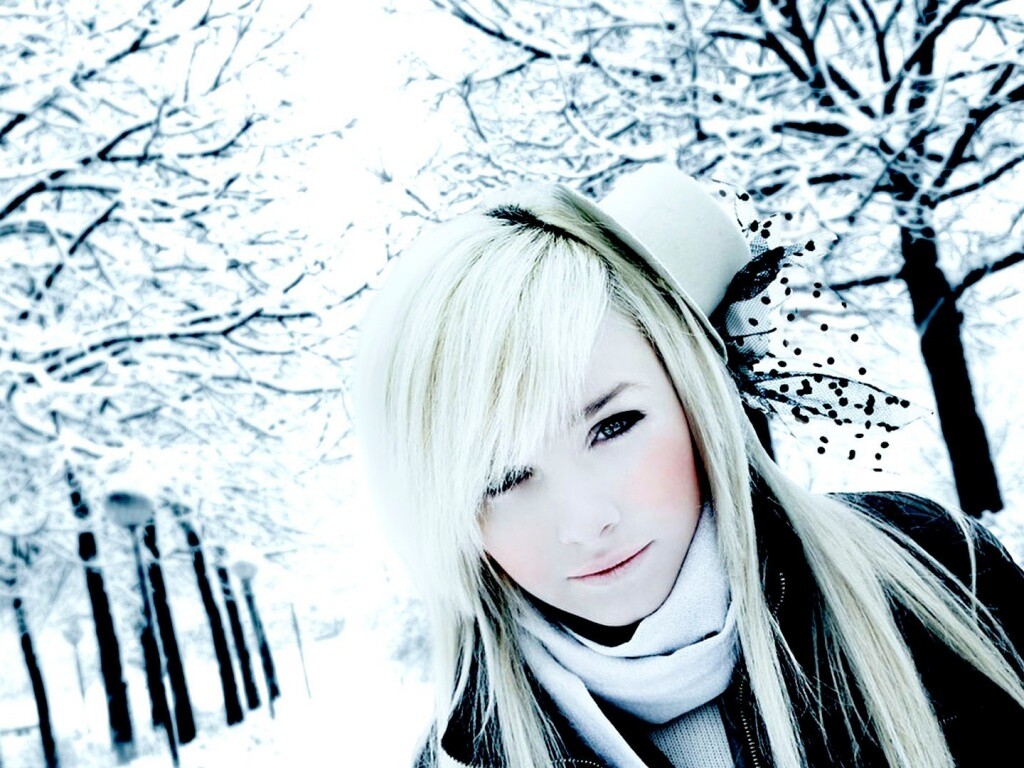 Девушка в белом обои