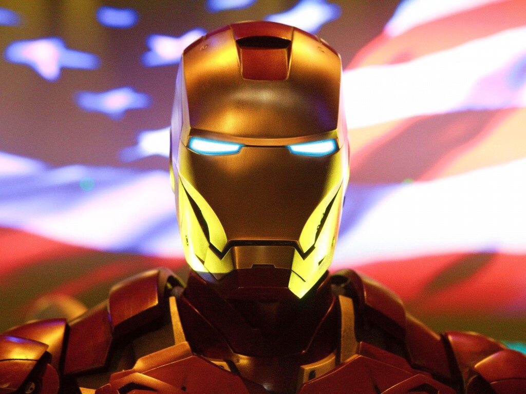 Железный человек на фоне американского флага обои