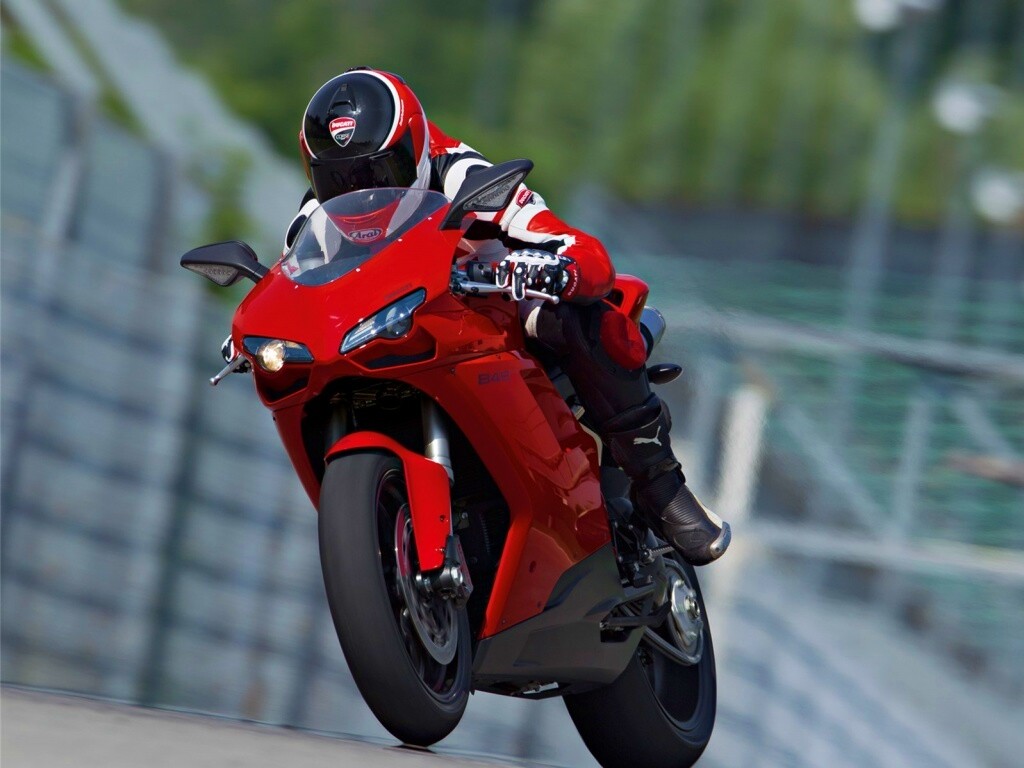 Мотоциклист на Дукати 848 обои