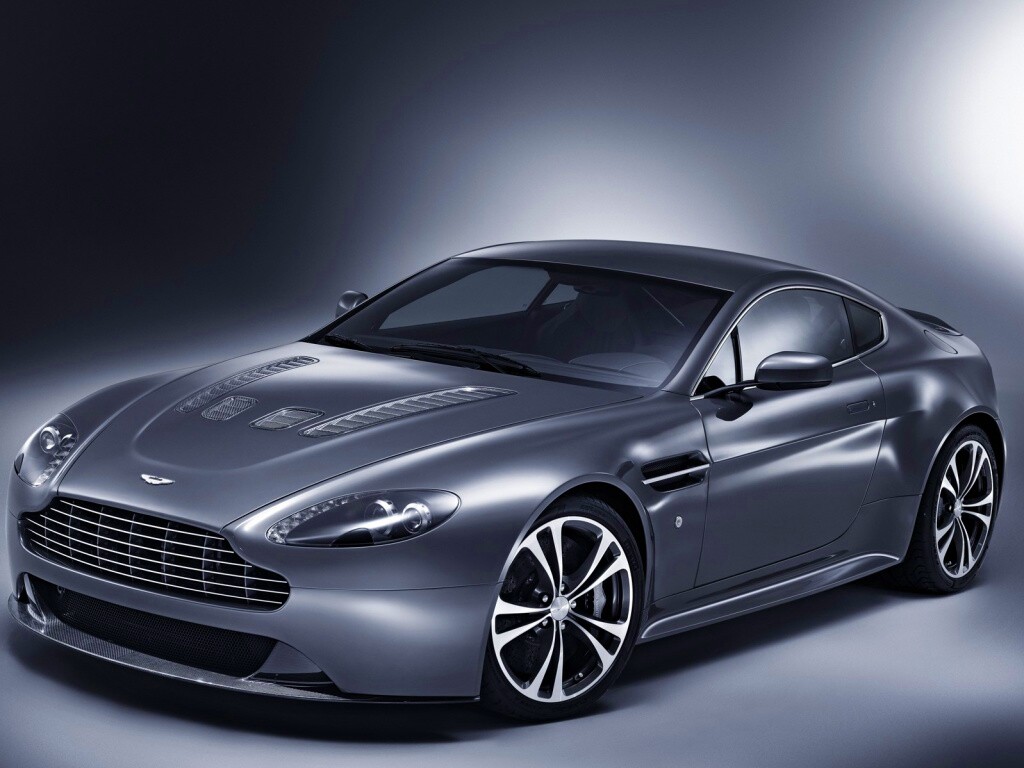 Aston Martin обои