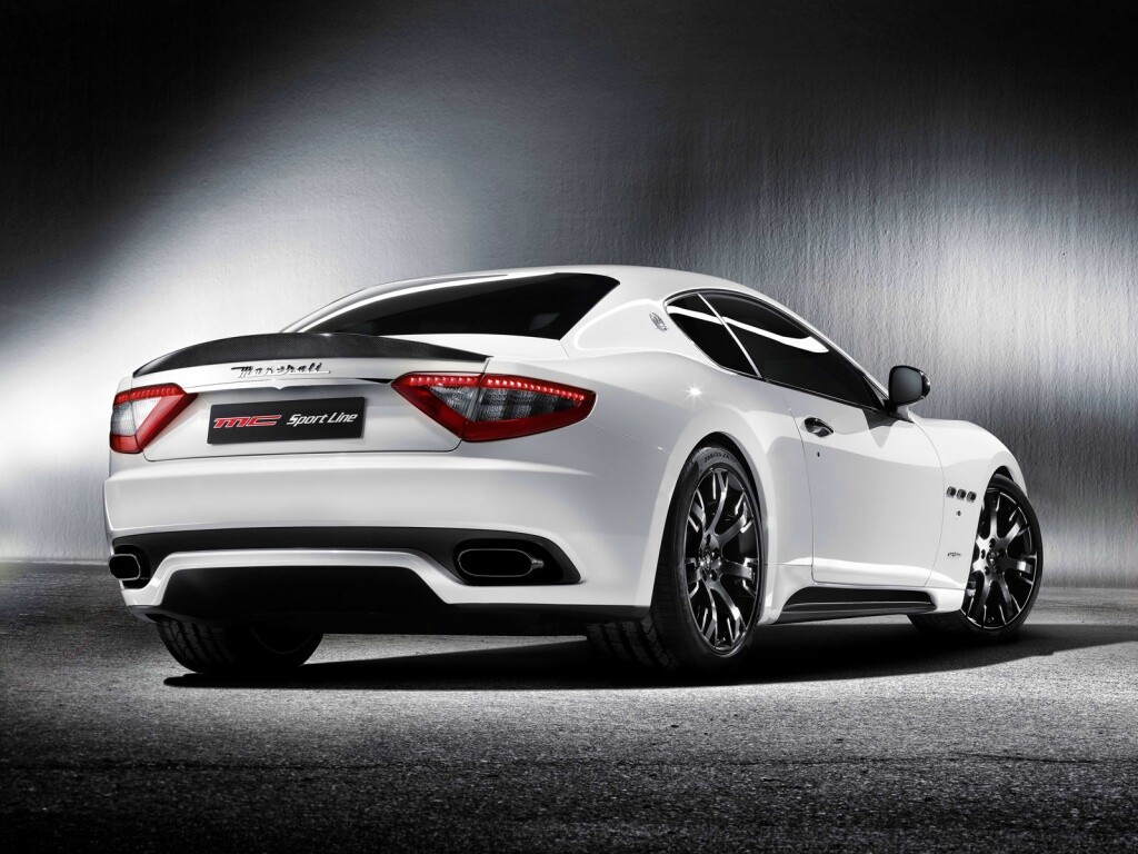 Мазерати Грантуризмо рендер обои