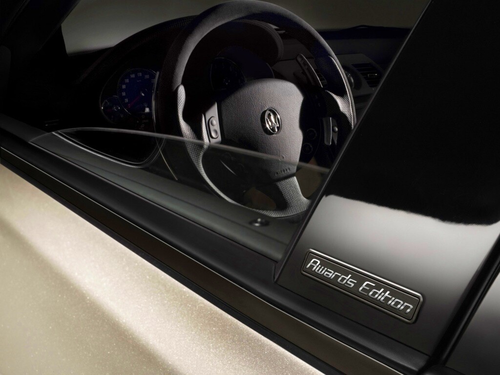 Борт maserati обои