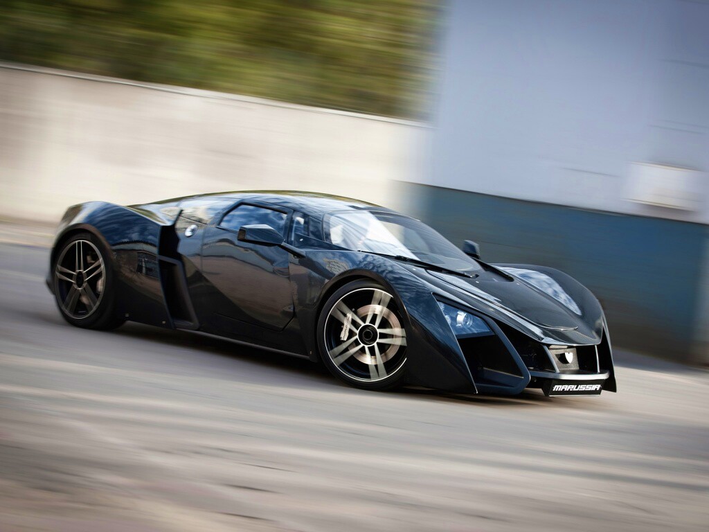 Маруся спорткар обои