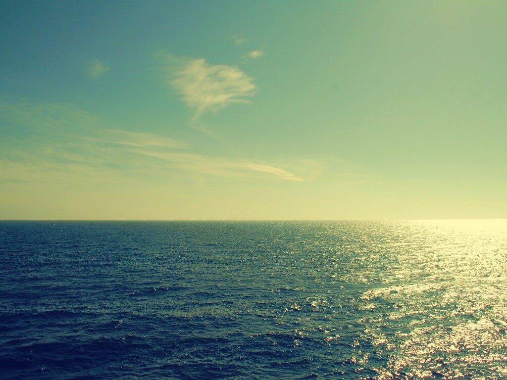 Бескрайнее море обои