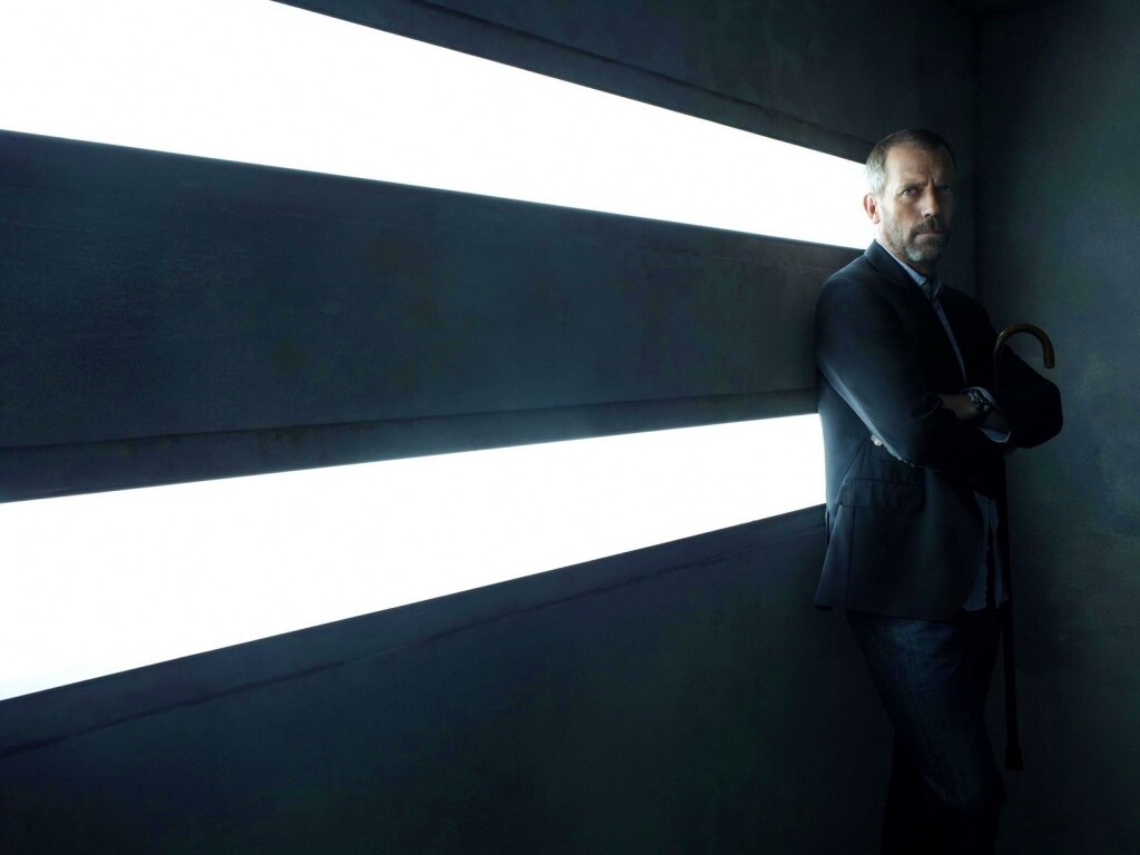 Хаус в лаборатории обои