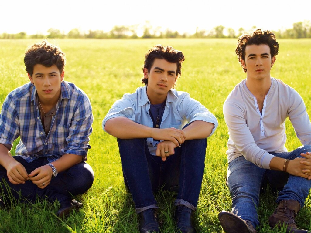 Джонас Бразерс обои