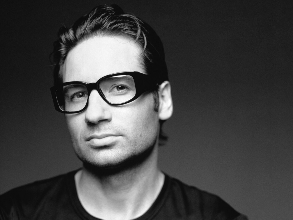 Дэвид Духовны обои