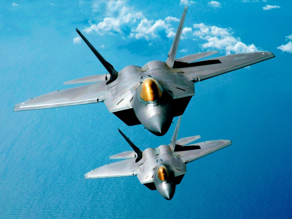 Истребители в небе обои