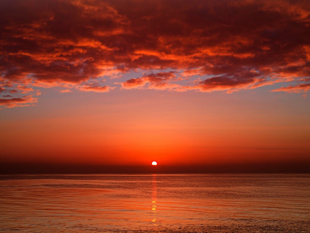 Багровый закат обои