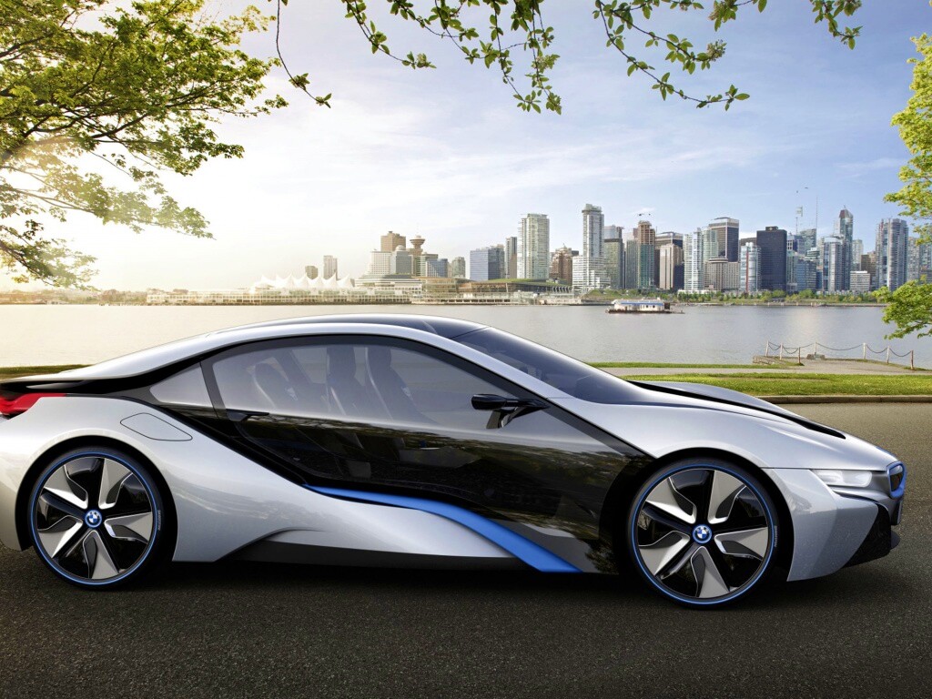 Концепт БМВ на берегу озера обои