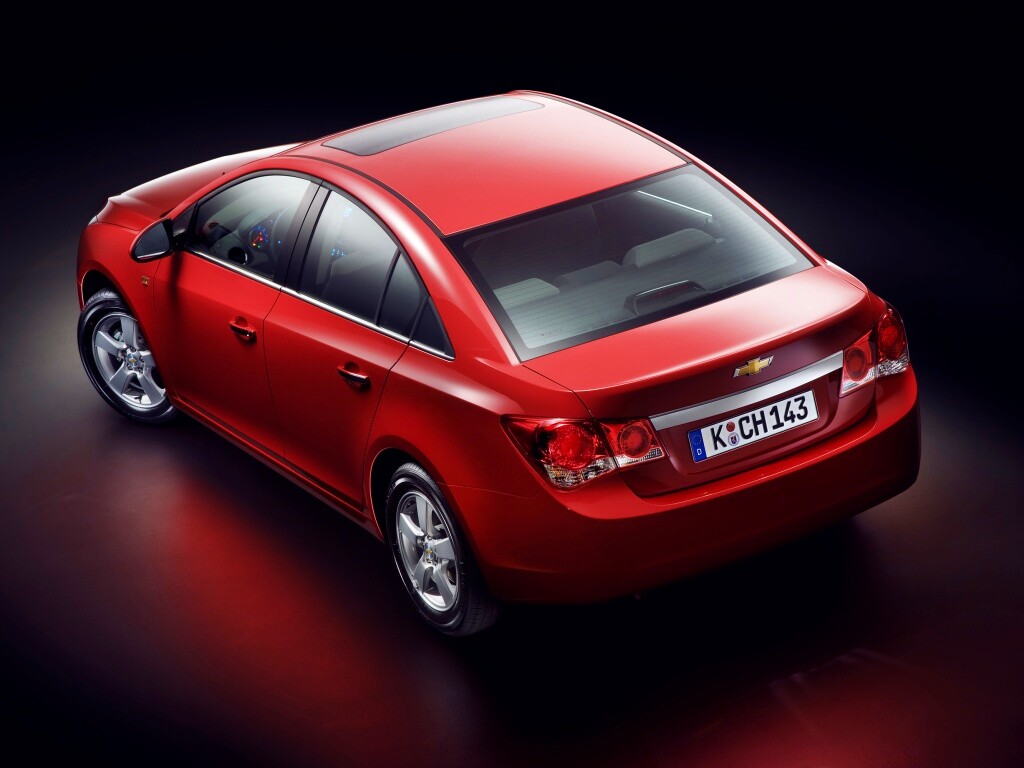 Шевроле Cruze красного цвета обои