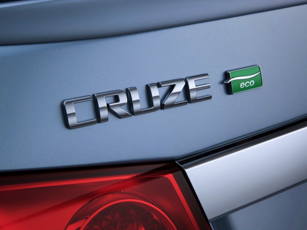 Шильдик Шевроле Круз обои