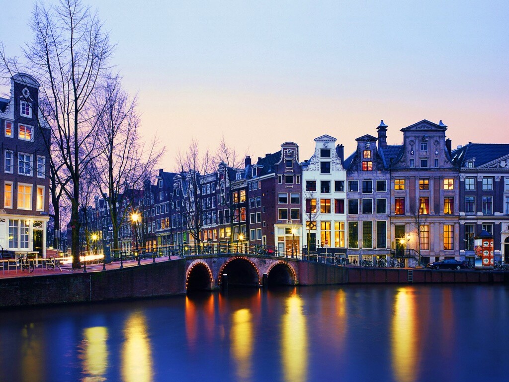 Европейский городок обои