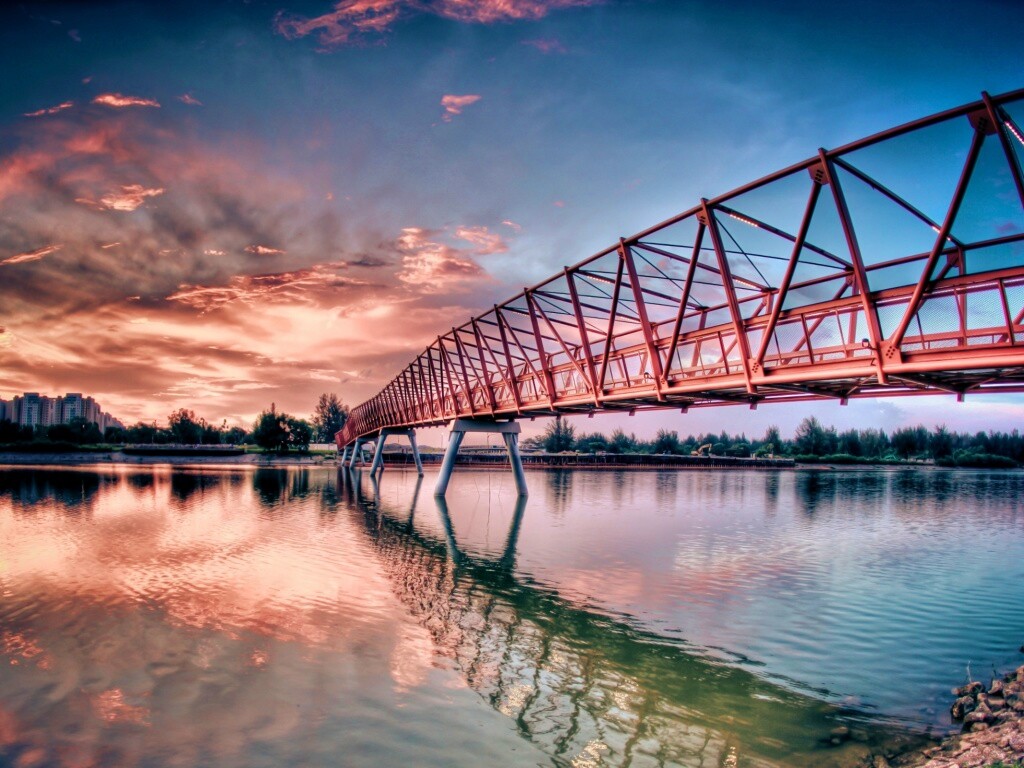 Мост через реку обои