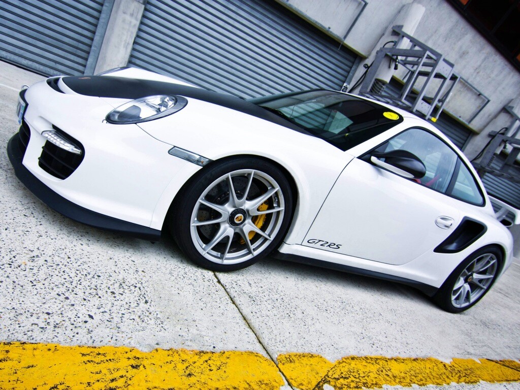 Белый порше обои