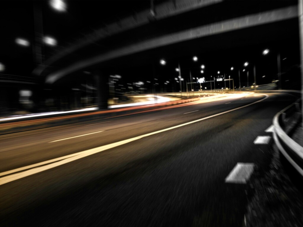 Дорога в ночном городе обои