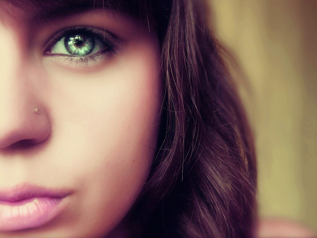 Лицо крупным планом обои