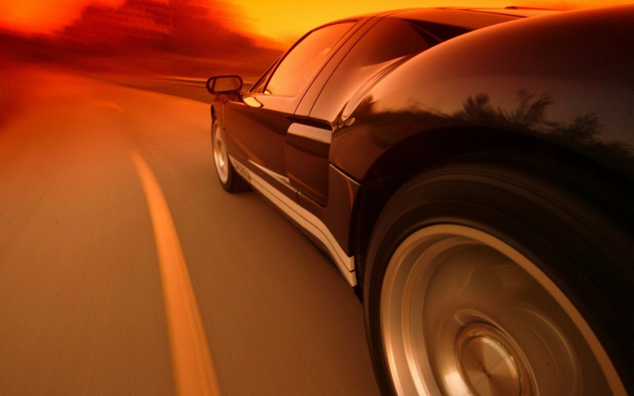 Авто на повороте обои