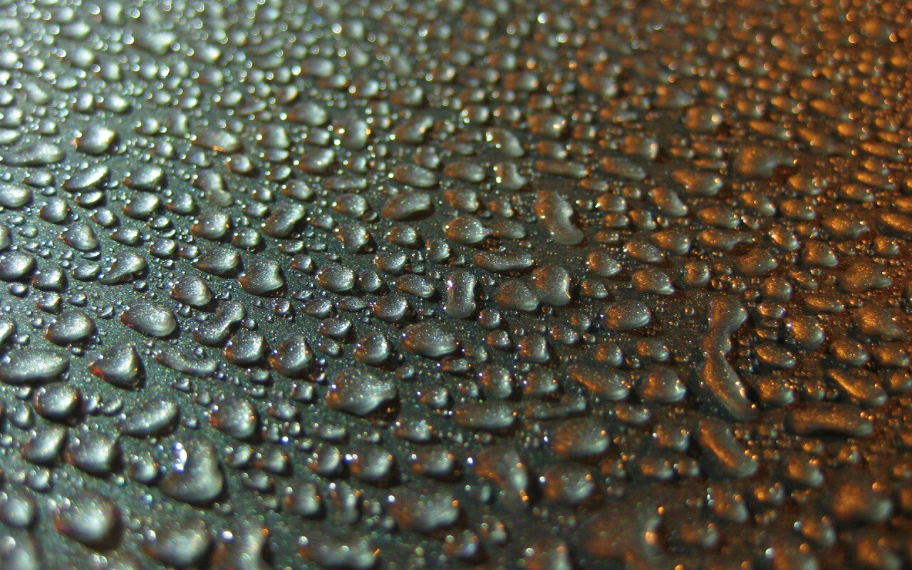 Вода собирается в капли обои