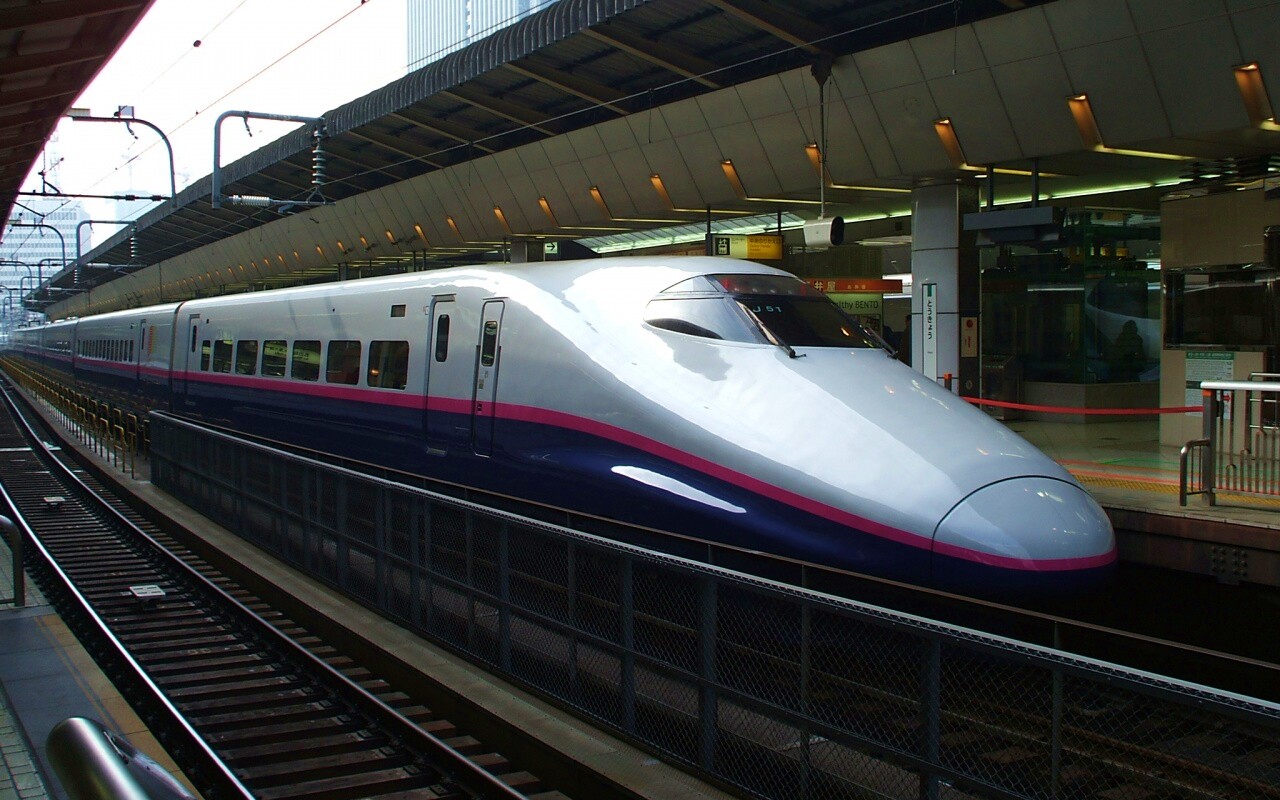 Модель скоростного поезда обои