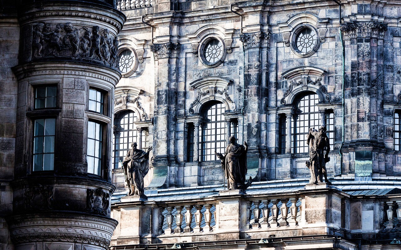 Hofkirche в Дрездене обои
