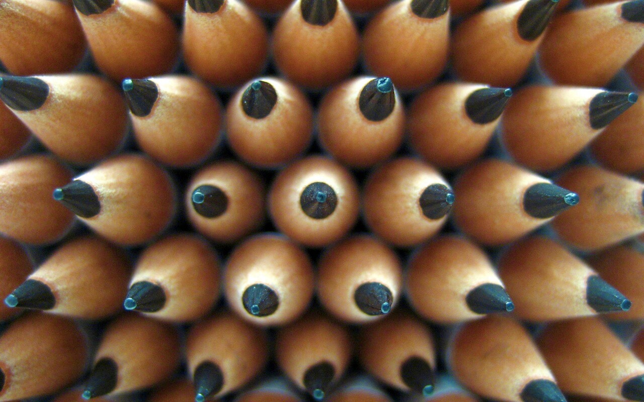 Чёрные карандаши обои