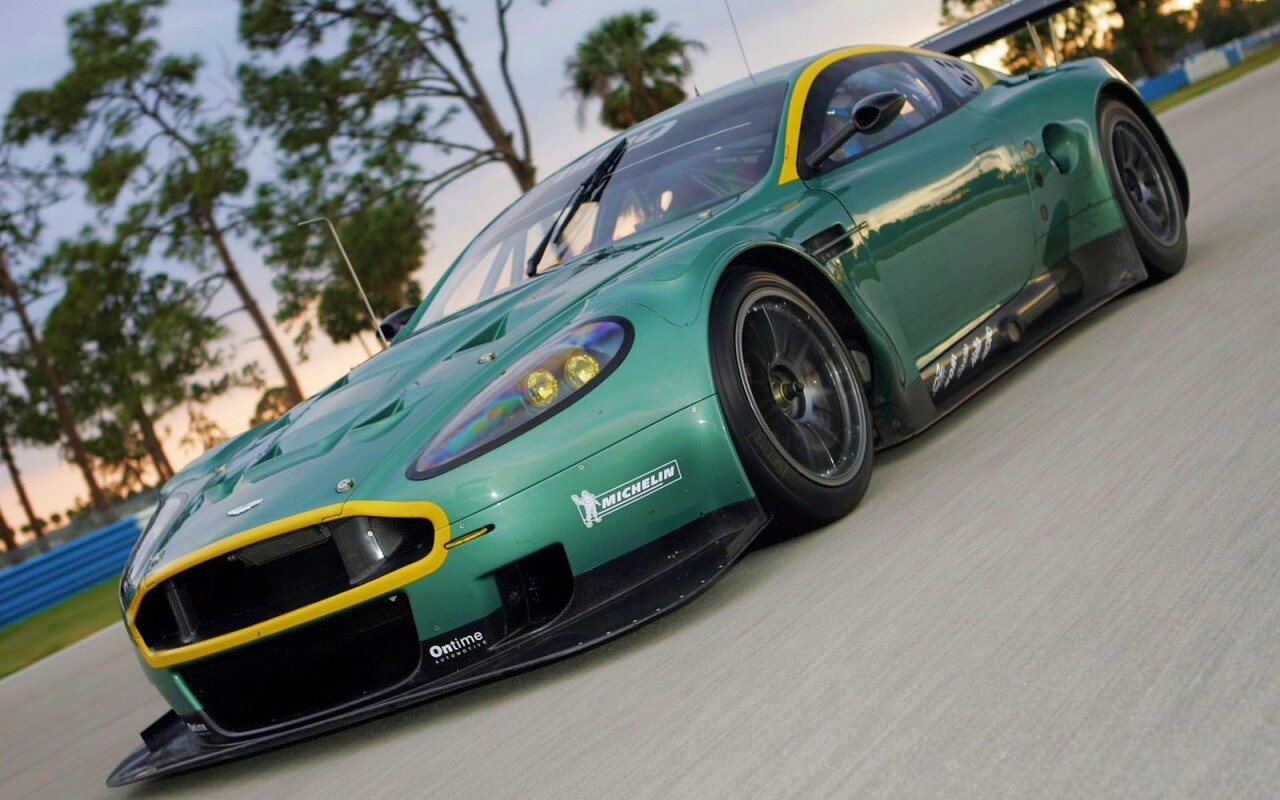 Aston Martin обои