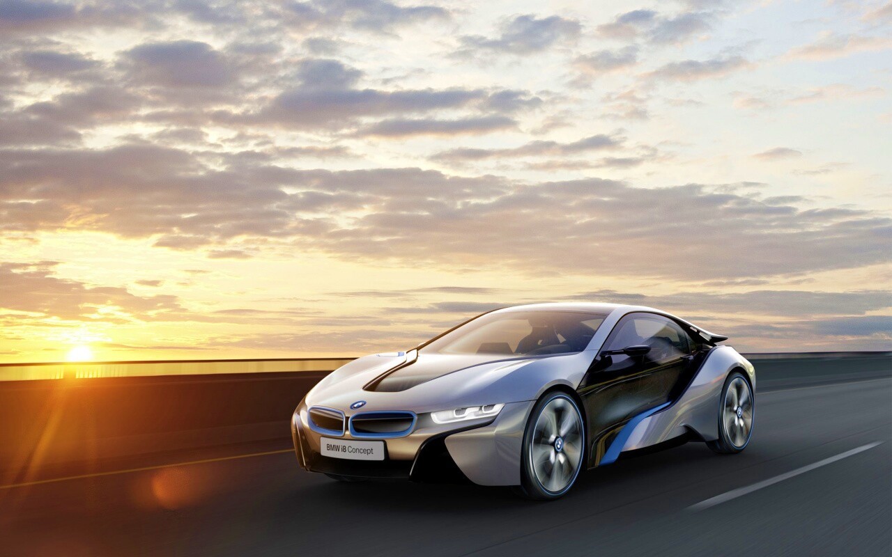 Концепт БМВ на дороге обои