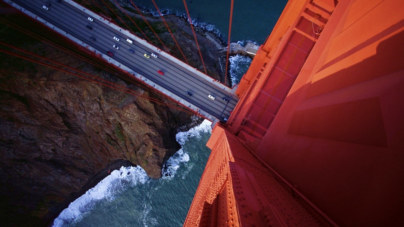 Вид в с пролета моста Золотые Ворота обои