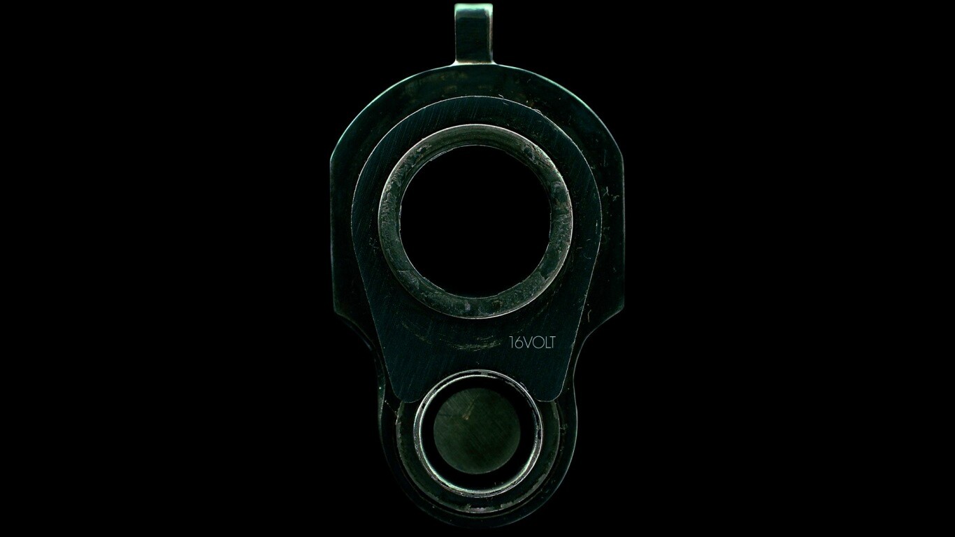 Дуло пистолета обои