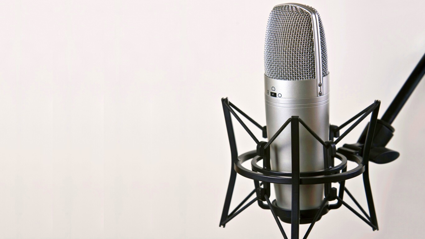 Студийный микрофон обои