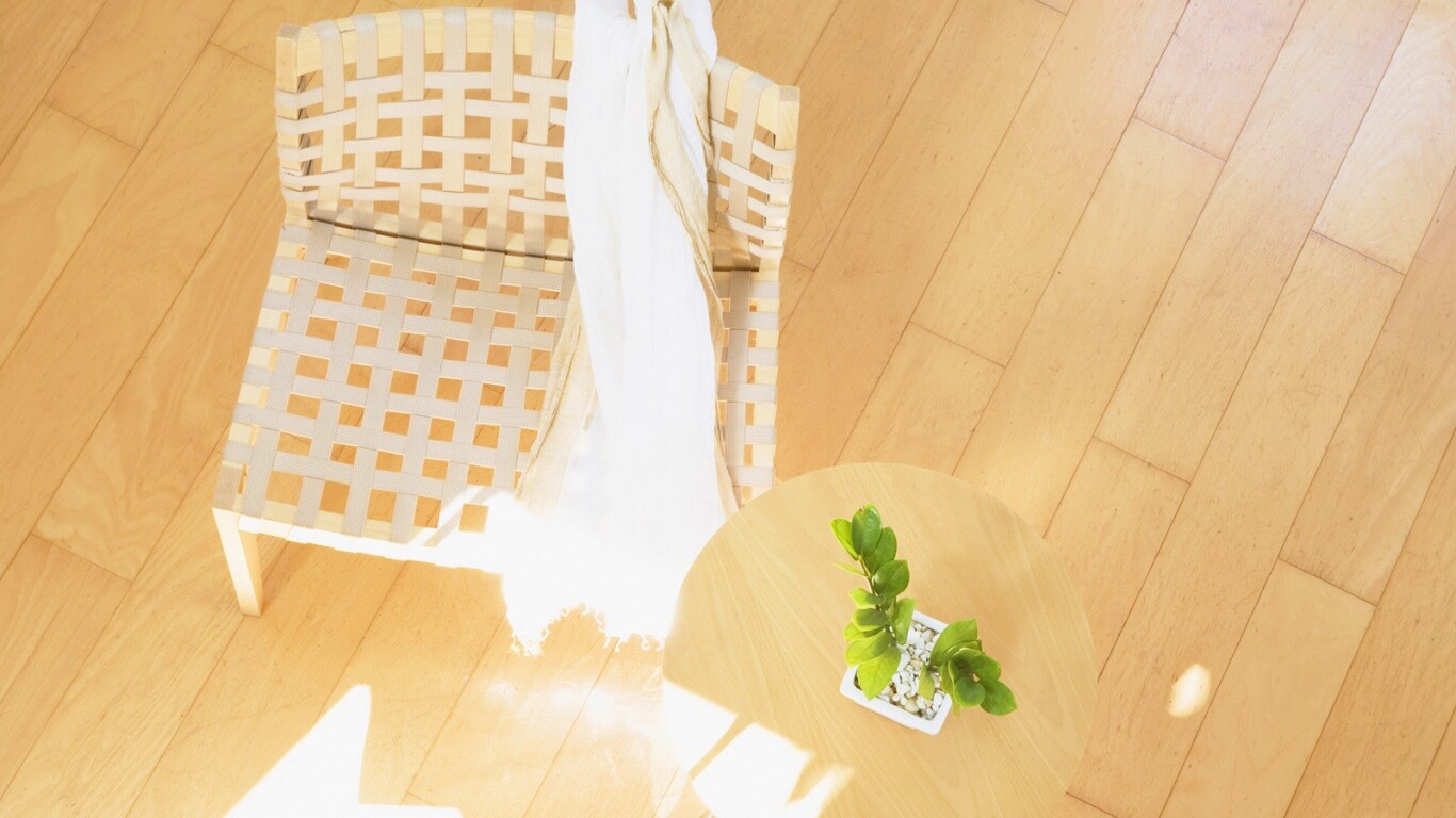 Отдых на плетенном кресле обои