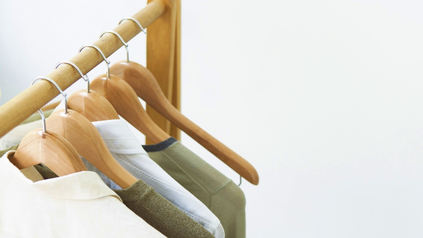 Вешалка обои