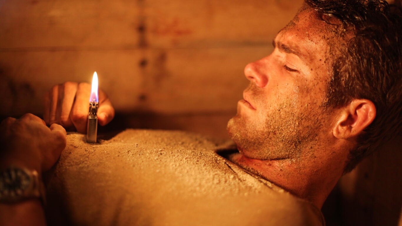 Кадр из фильма Погребенный заживо  обои