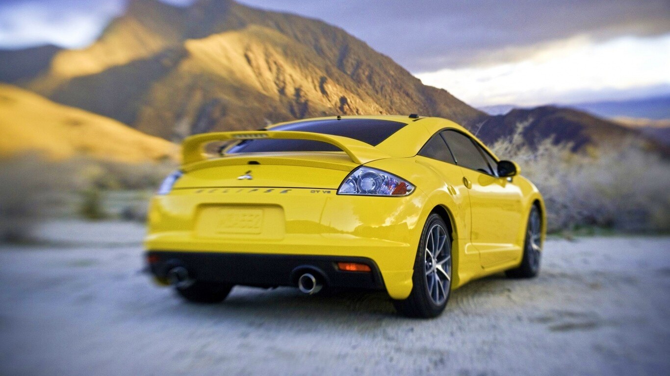 Mitsubishi в горах обои