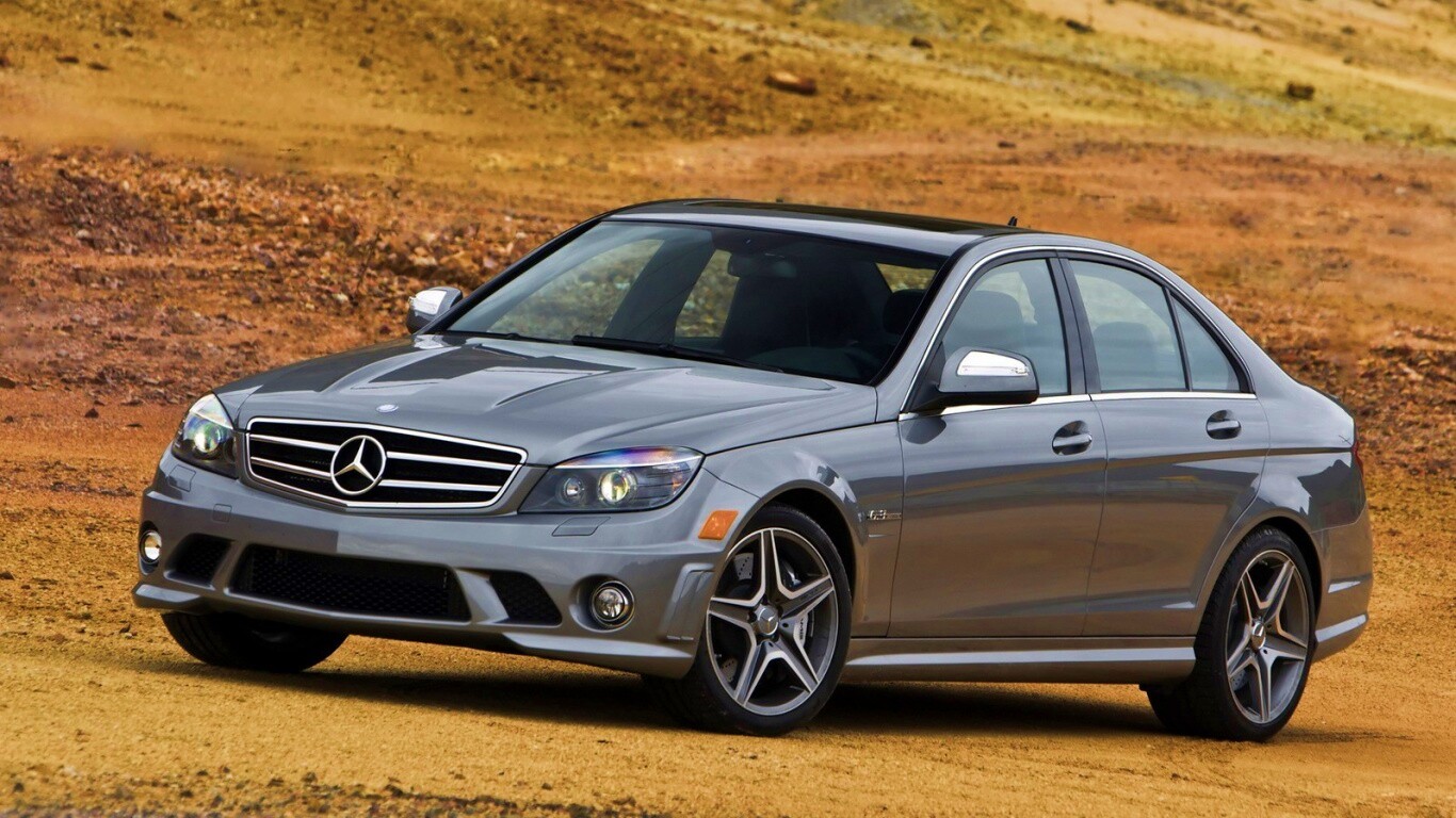 Мерседес в карьере обои