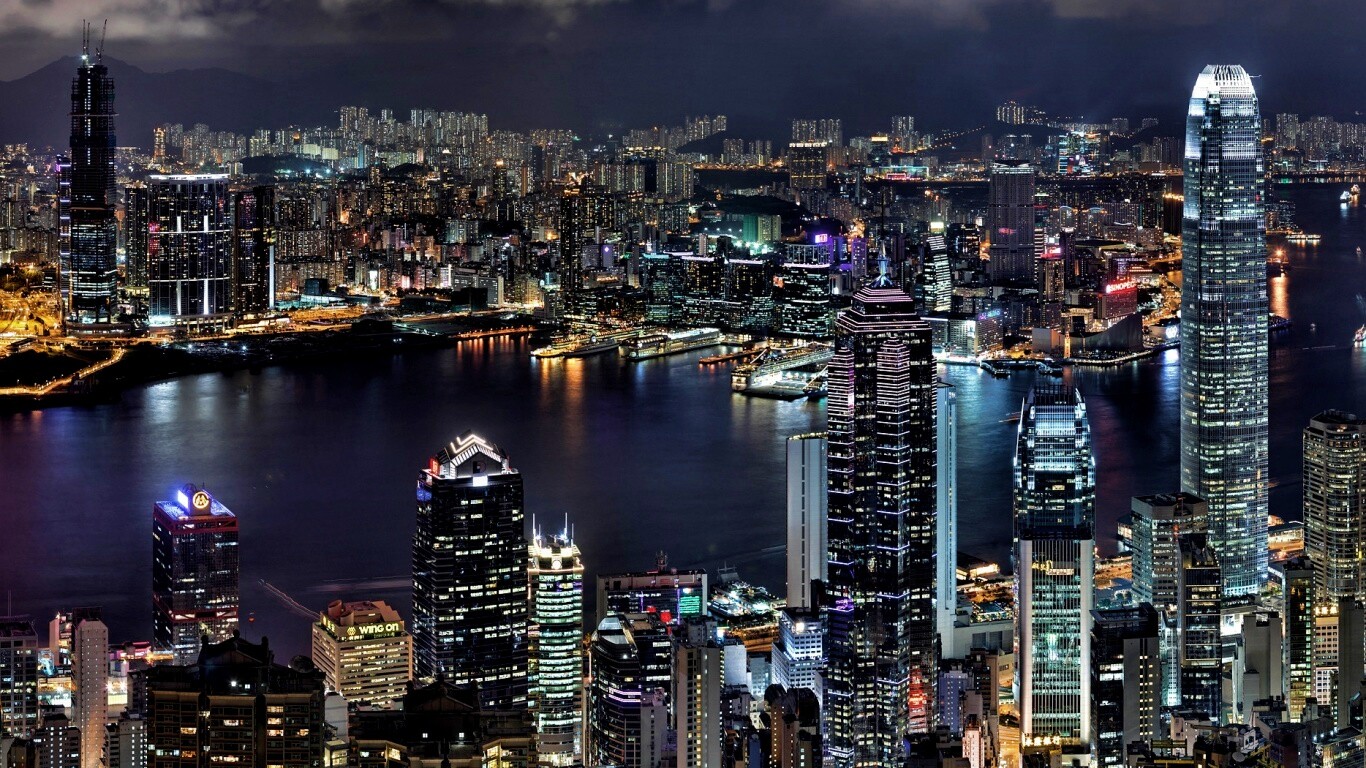 Небоскребы ночью обои