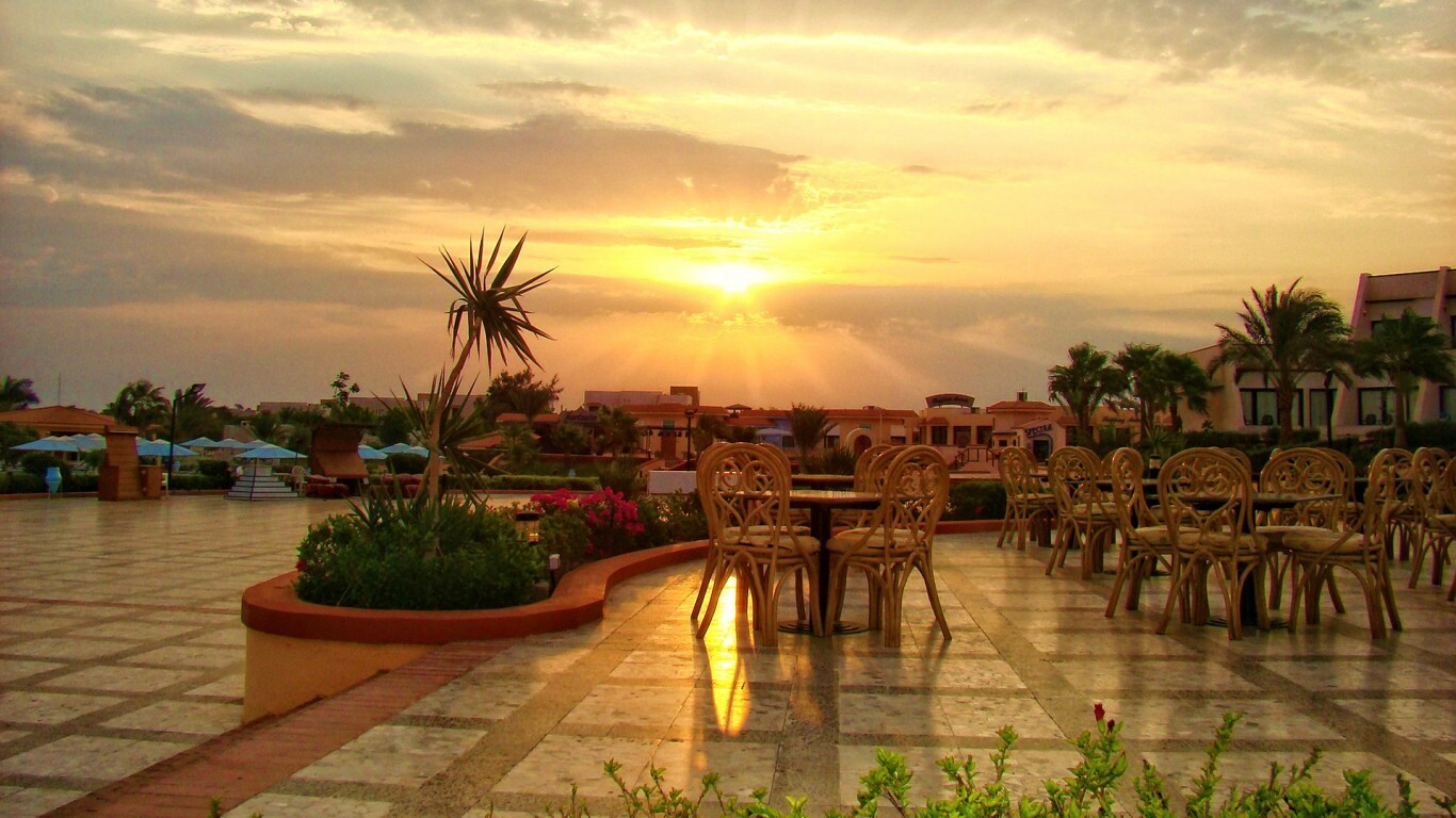 Закат в Хургаде обои