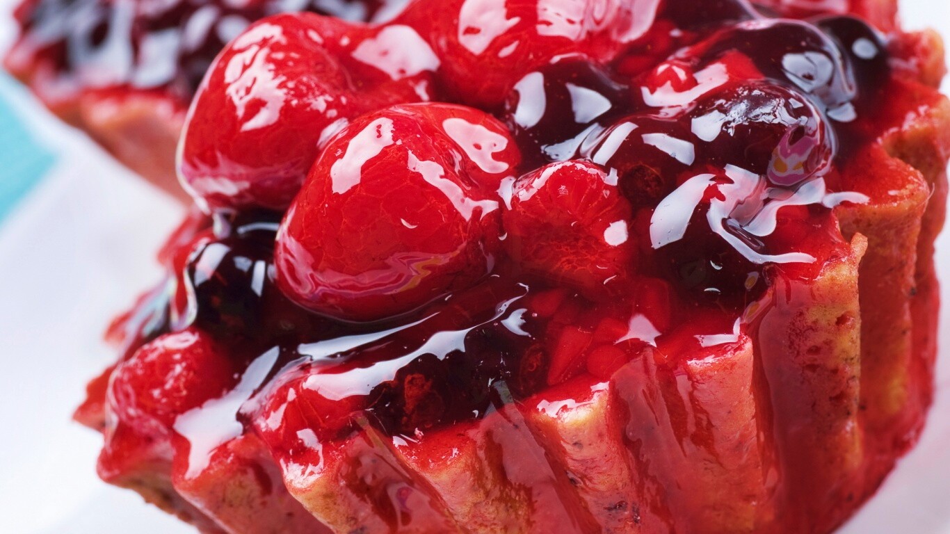 Восхитительная корзиночка с фруктами обои