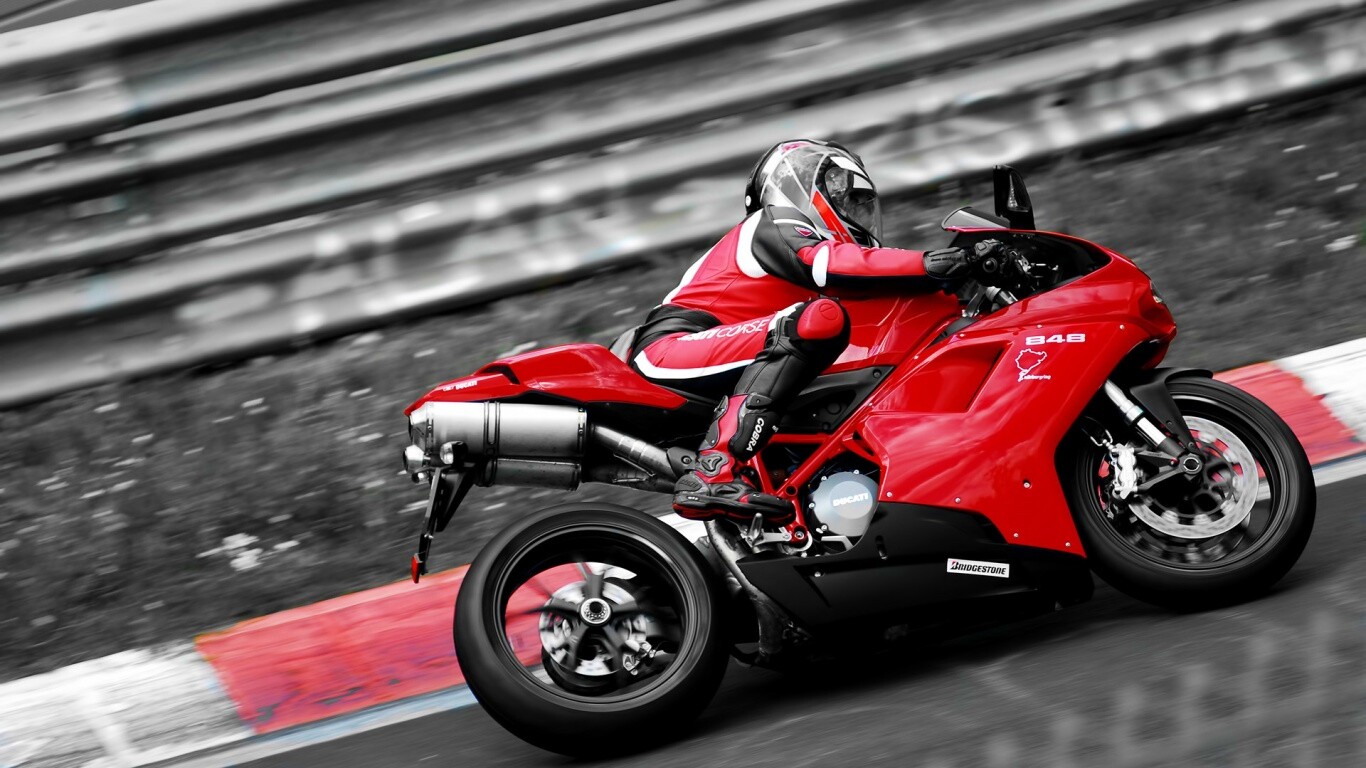 Красный мотоцикл обои