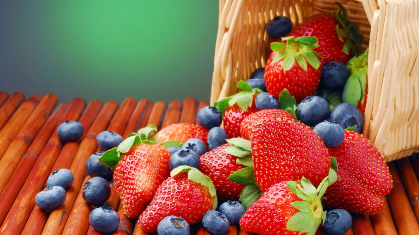 Спелые ягоды обои