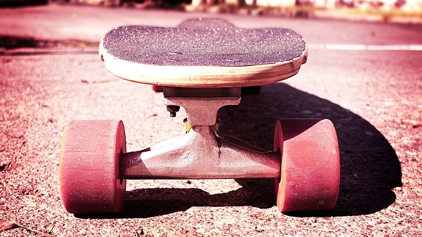 Скейтборд на солнце обои