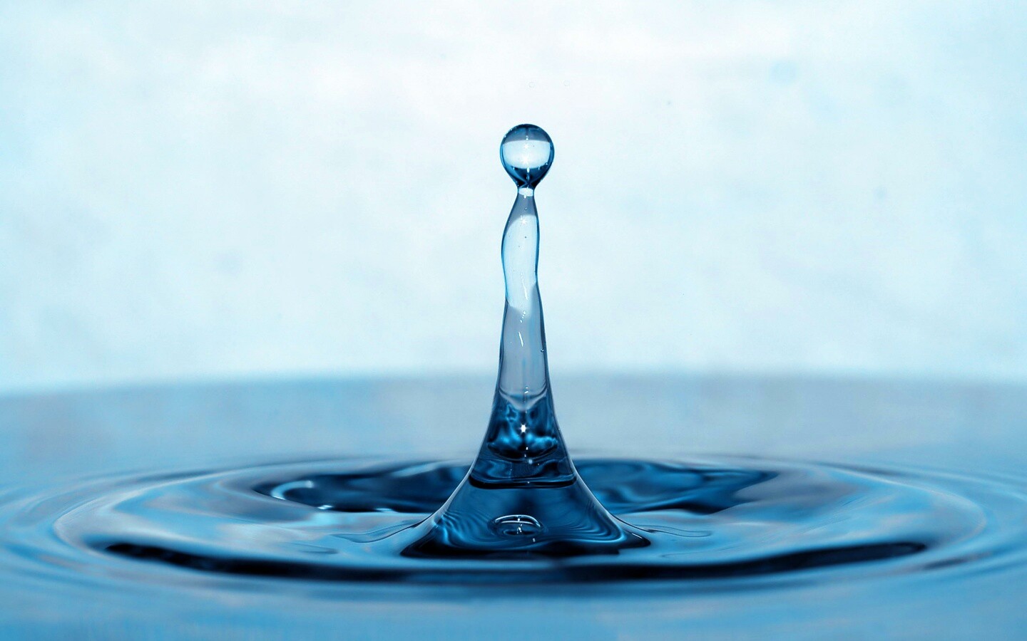 Падение капли обои